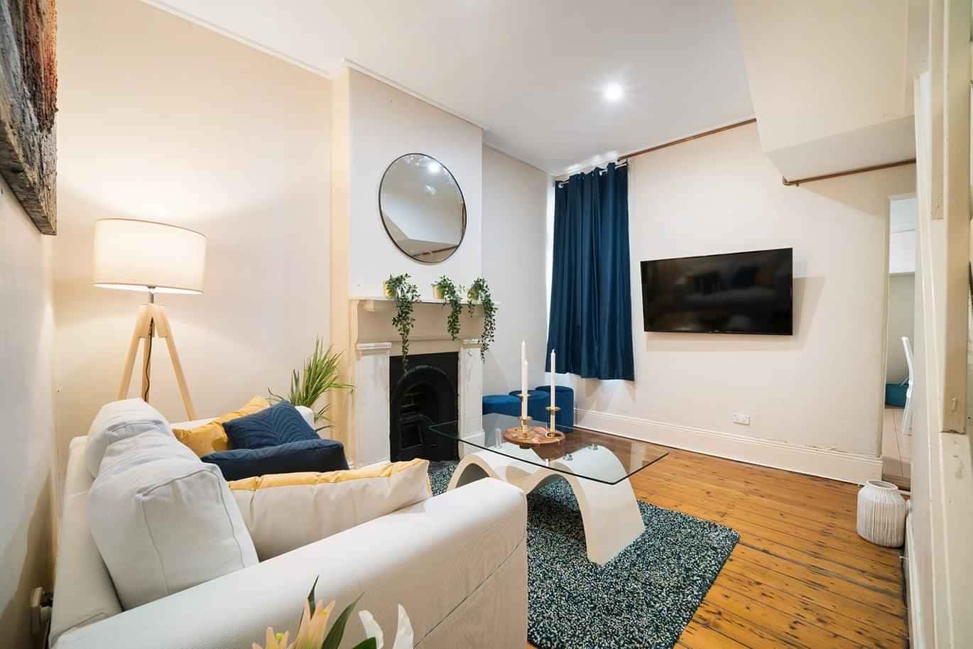 Room in a 4 Bedroom Apartment, 36 William Henry Street, Ultimo, Sydney - 4