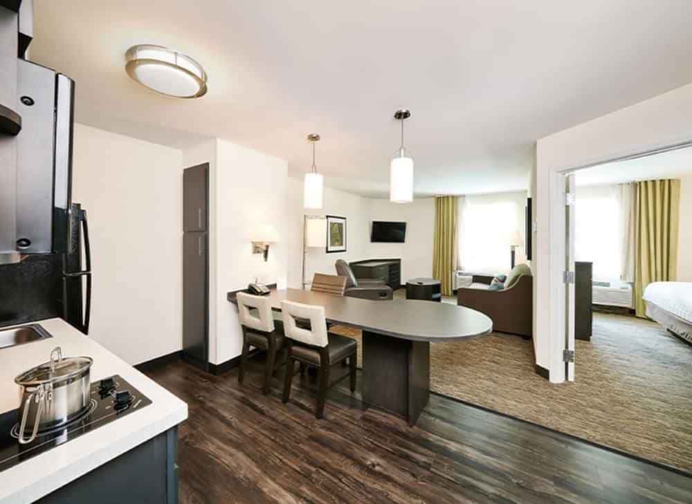 Sonesta Simply Suites, Ann Arbor - 2