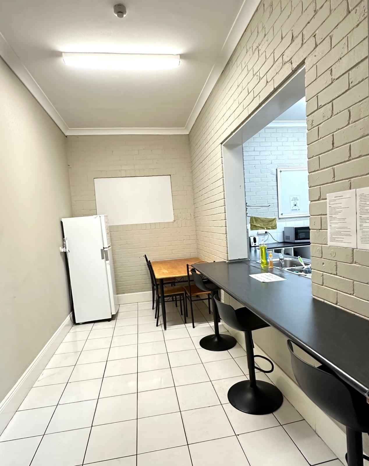 Room in a 9 Bedroom Apartment, 96A Glebe Point Rd, Glebe, NSW Australia 2037 - 3