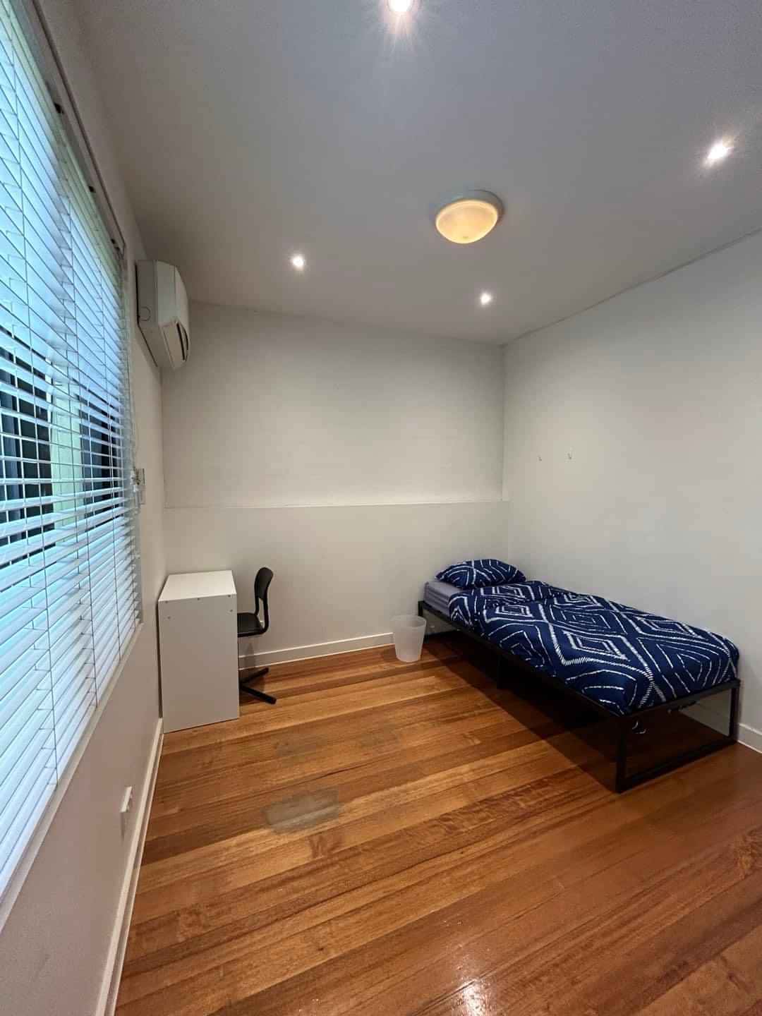 29 Drummond Street, Melbourne - 1