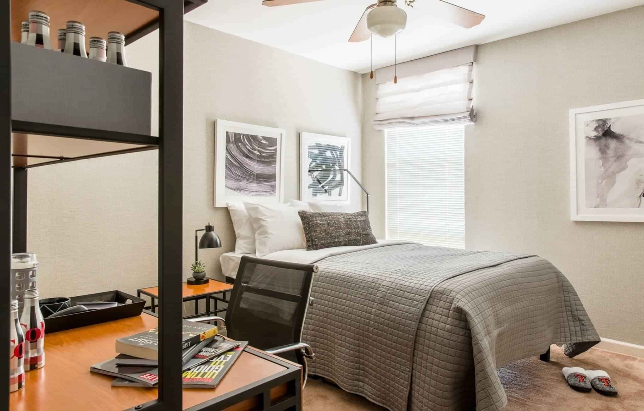 The Scarlet, Lubbock - 2