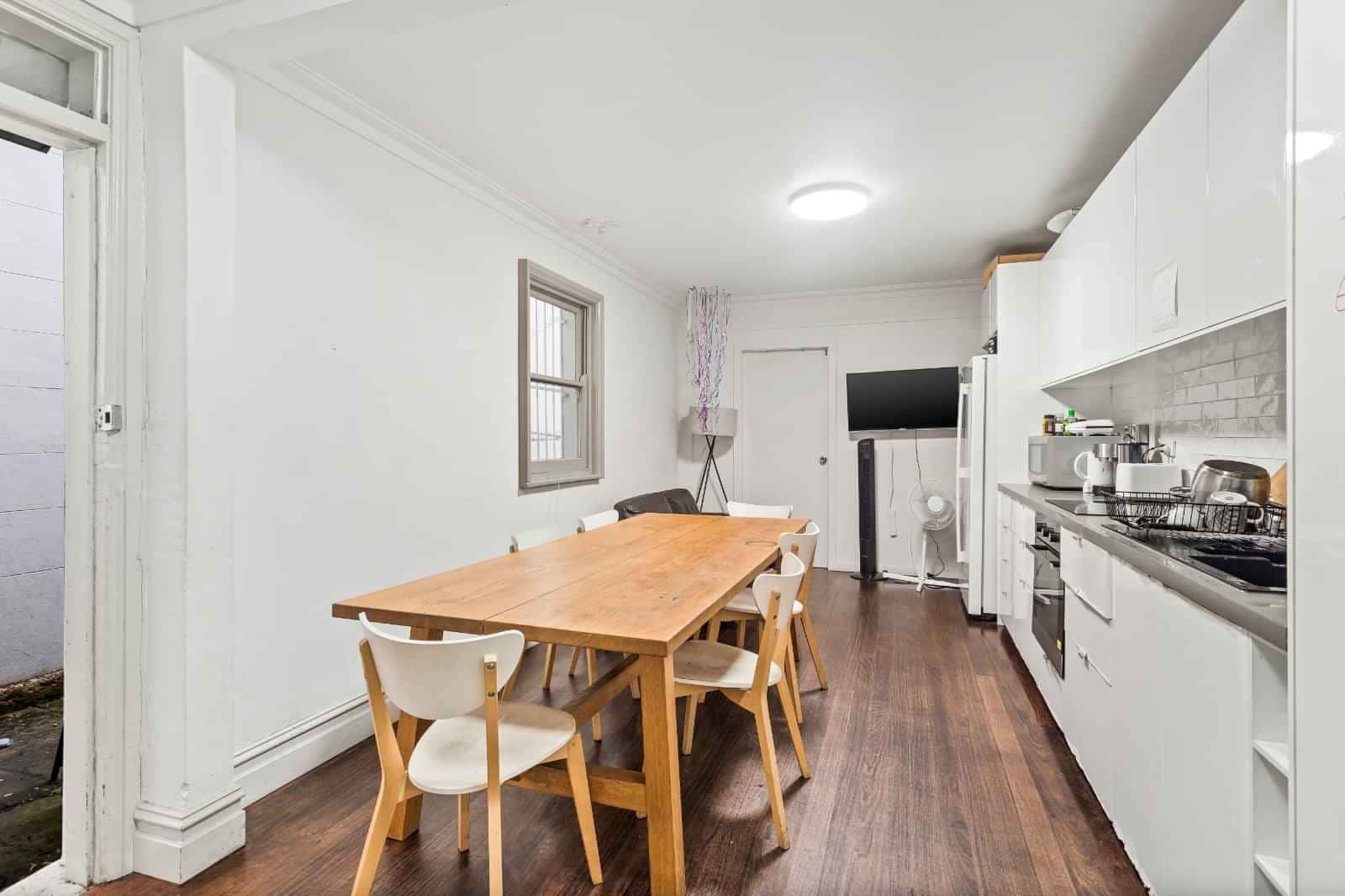 Room in a 9 Bedroom Apartment, 72 New Canterbury, Petersham, Sydney - 4