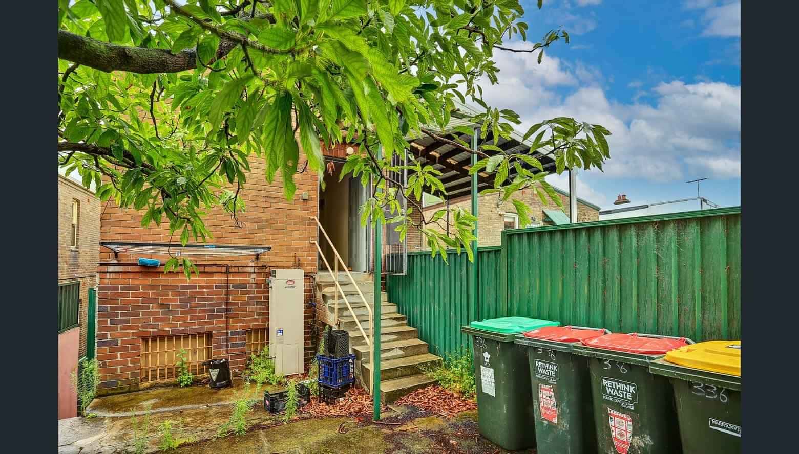 Room in a 6 Bedroom Apartment, 1/336 Parramatta, Stanmore, Sydney - 2