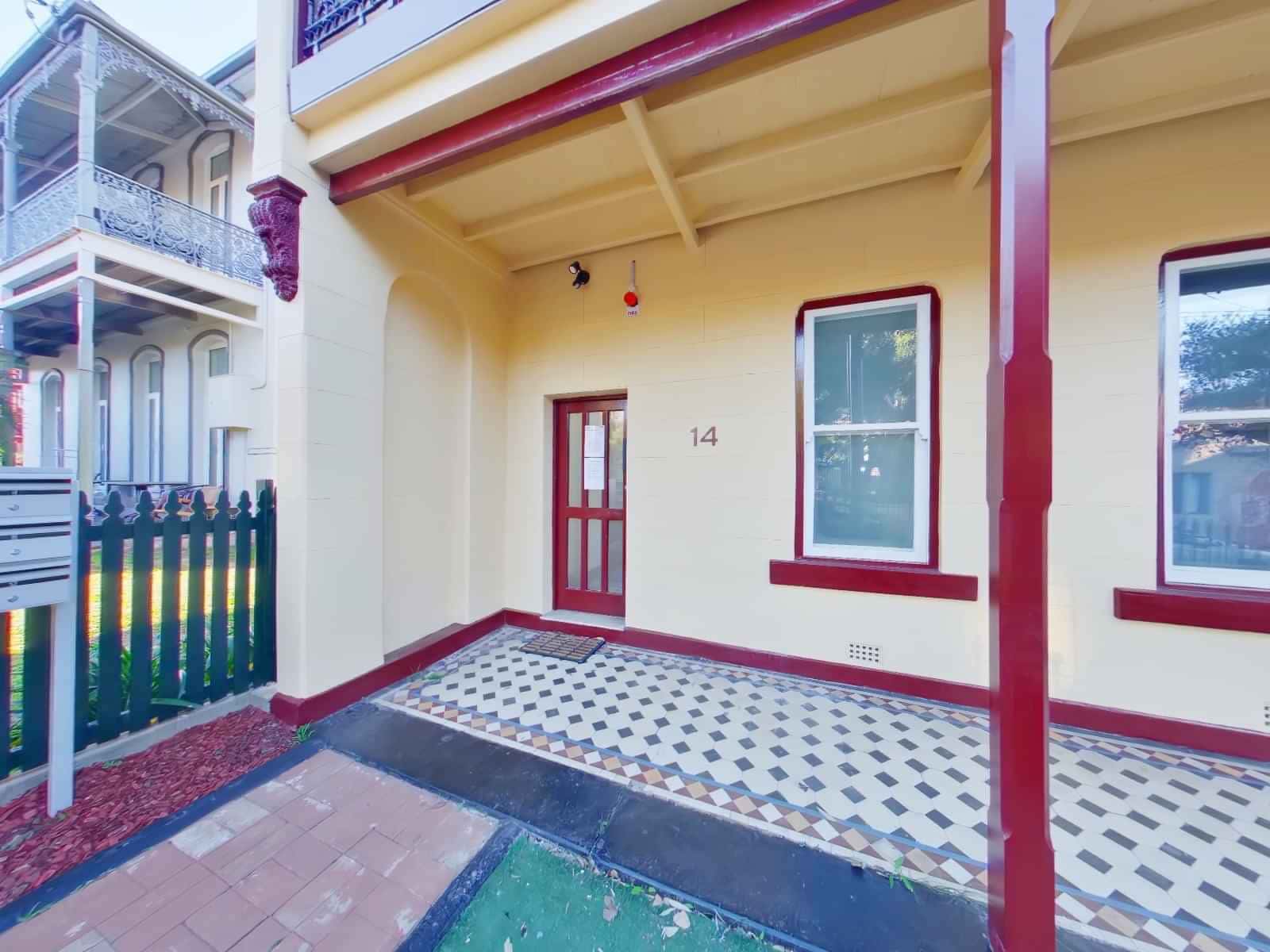 Room in a 12 Bedroom Apartment, 14 Holt, Stanmore, Sydney - 2