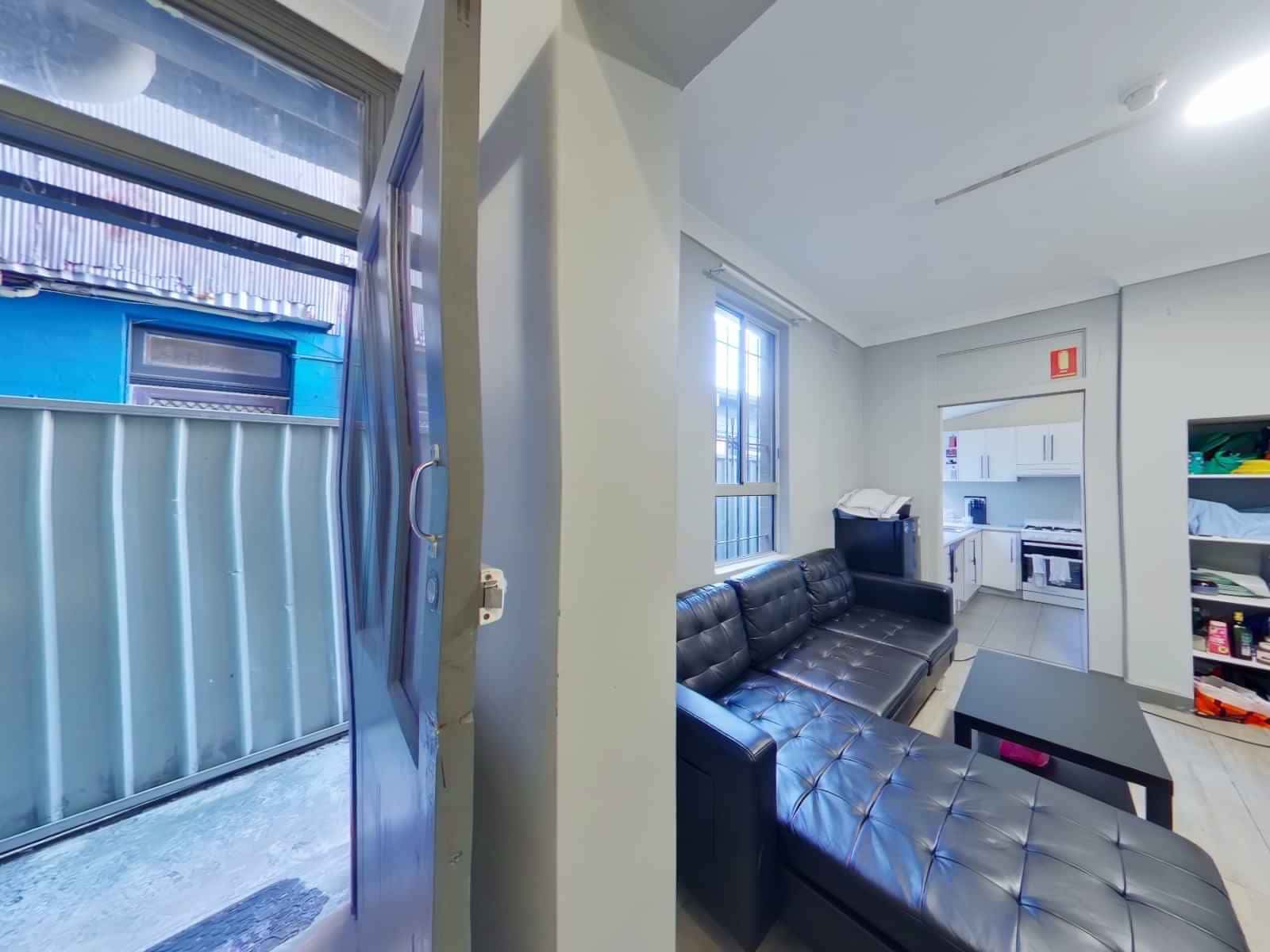 Room in a 8 Bedroom Apartment, 251 Cleveland, Redfern, Sydney - 4