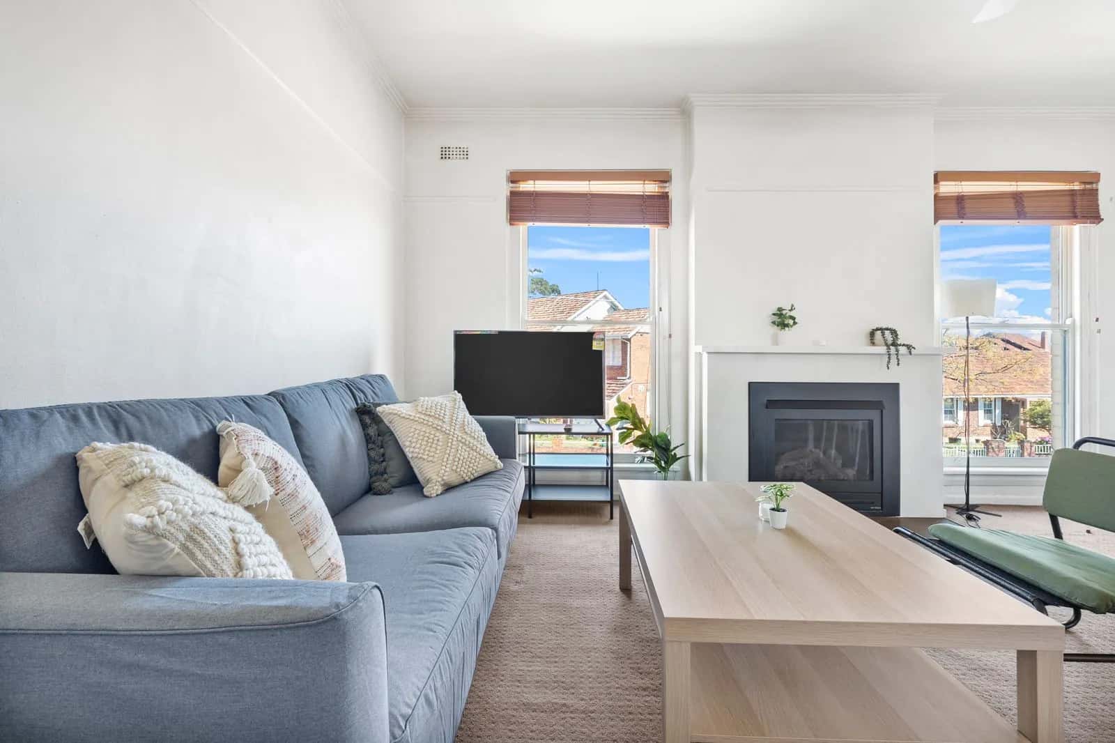 Centre Av, Port Melbourne, Melbourne - 4