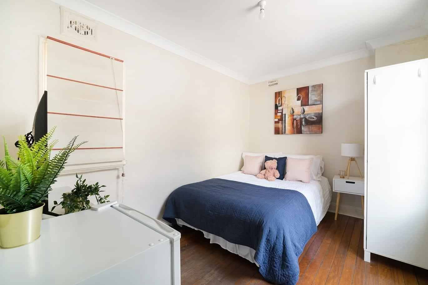 Room in a 4 Bedroom Apartment, 36 William Henry Street, Ultimo, Sydney - 1