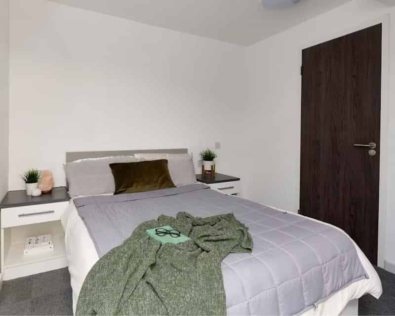 Frobisher House, Plymouth - 1