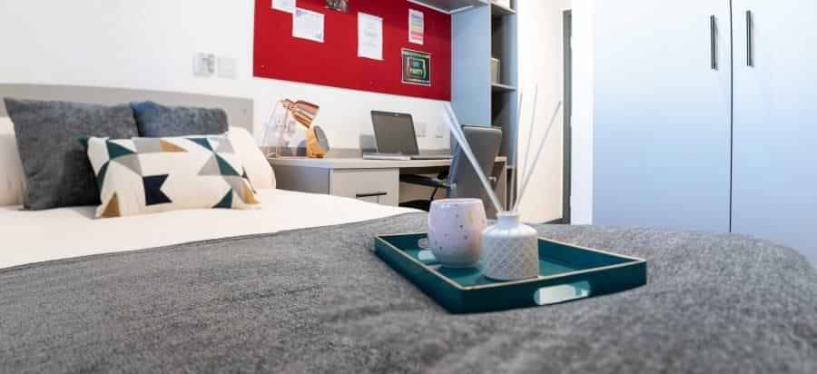 Red Queen, Coventry - 1