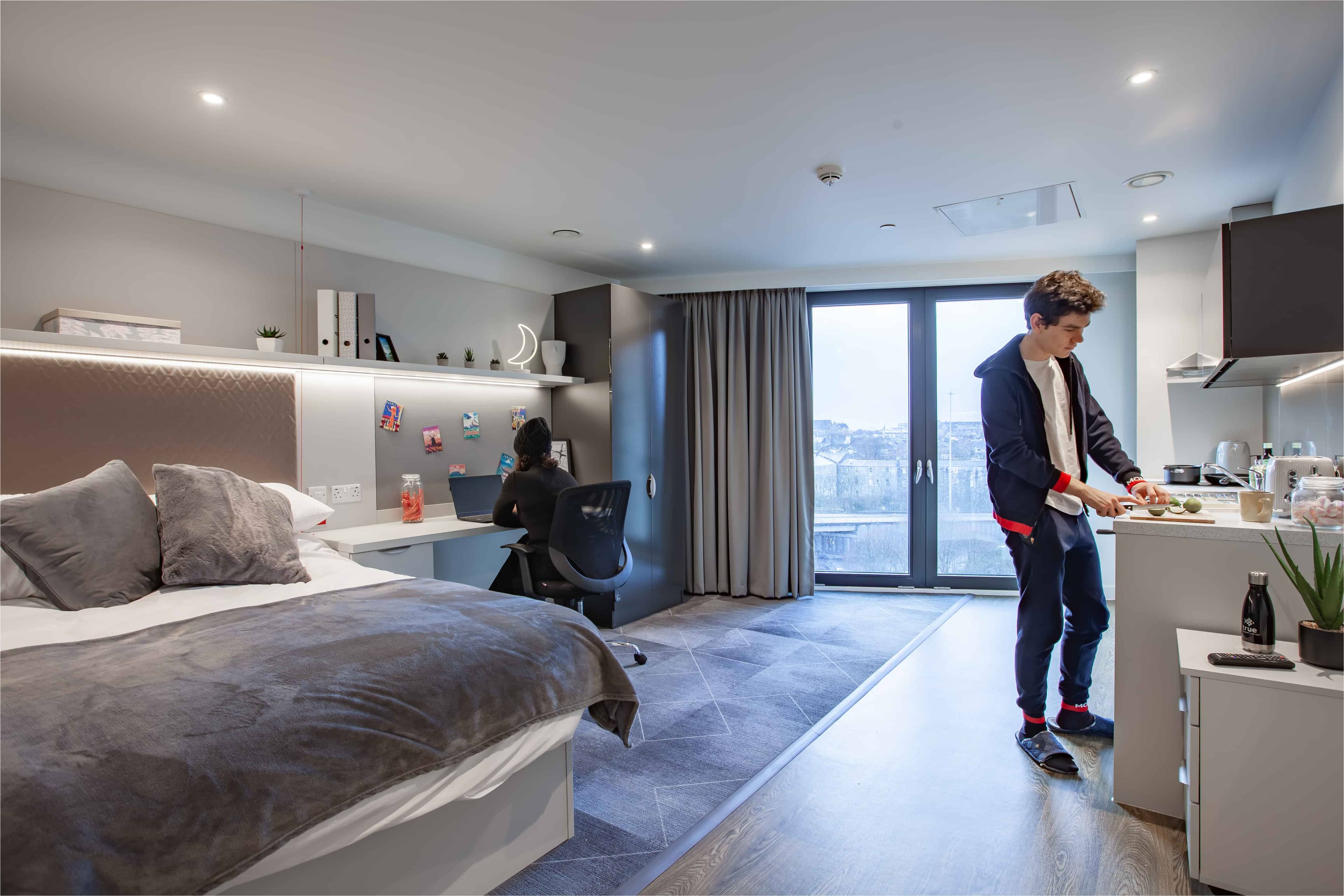 True Glasgow, Glasgow - 1