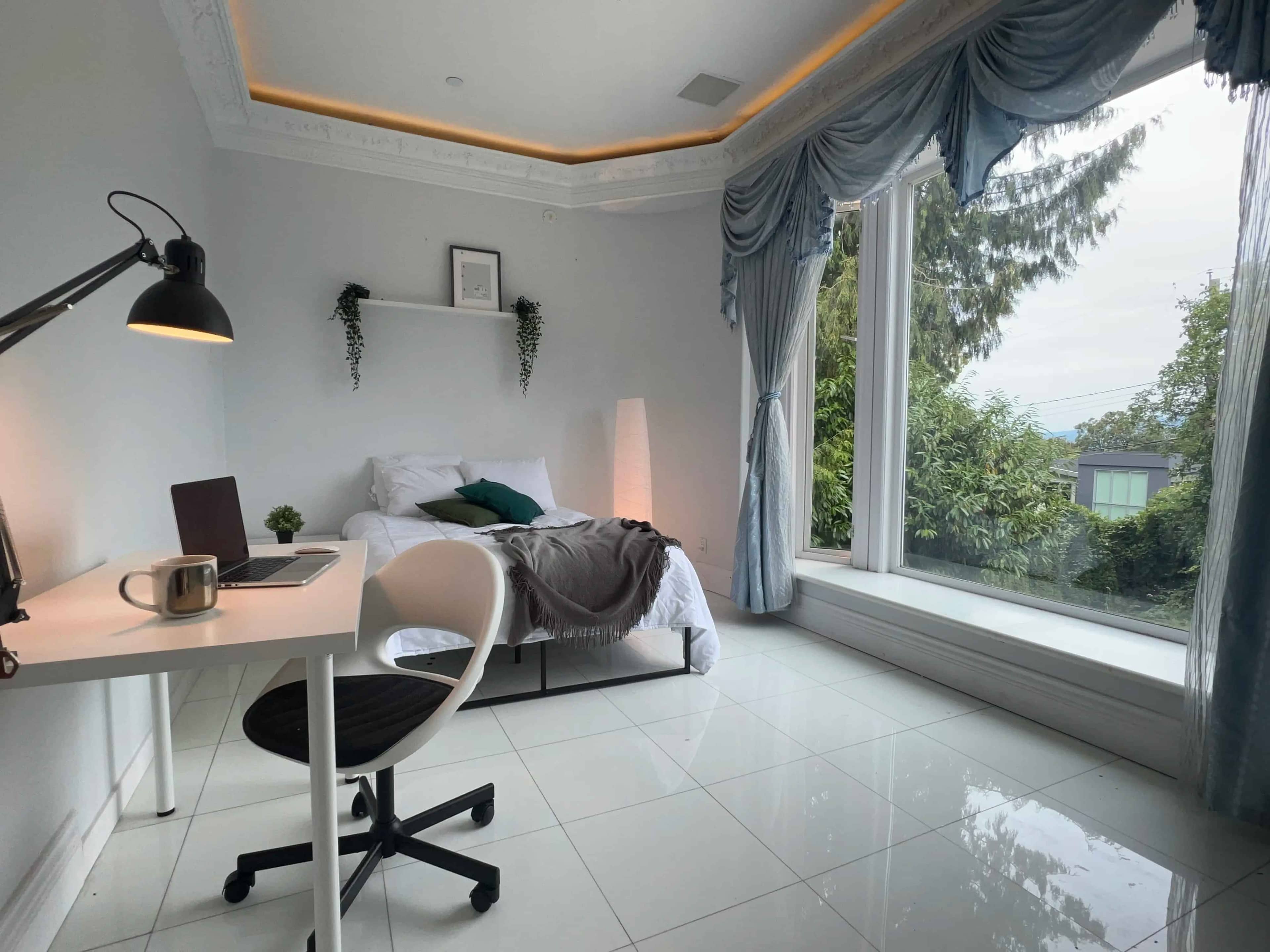 2111 W 34th Avenue, Vancouver - 1