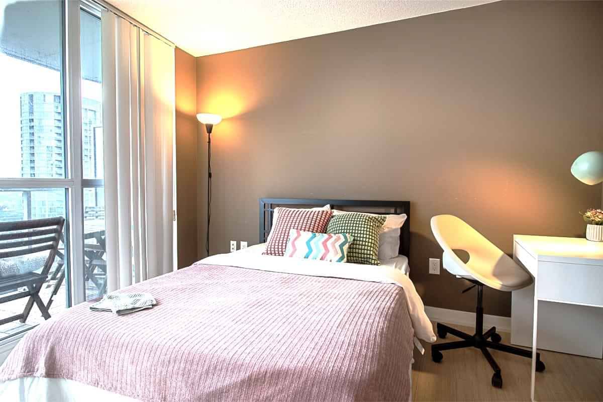 Liwinco Mercer St, Toronto - 1