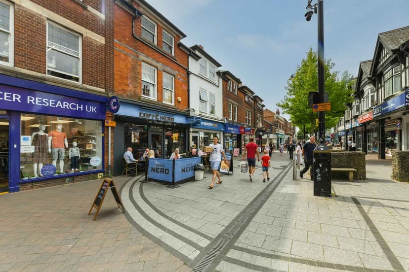 71a High Road, Nottingham - View 5