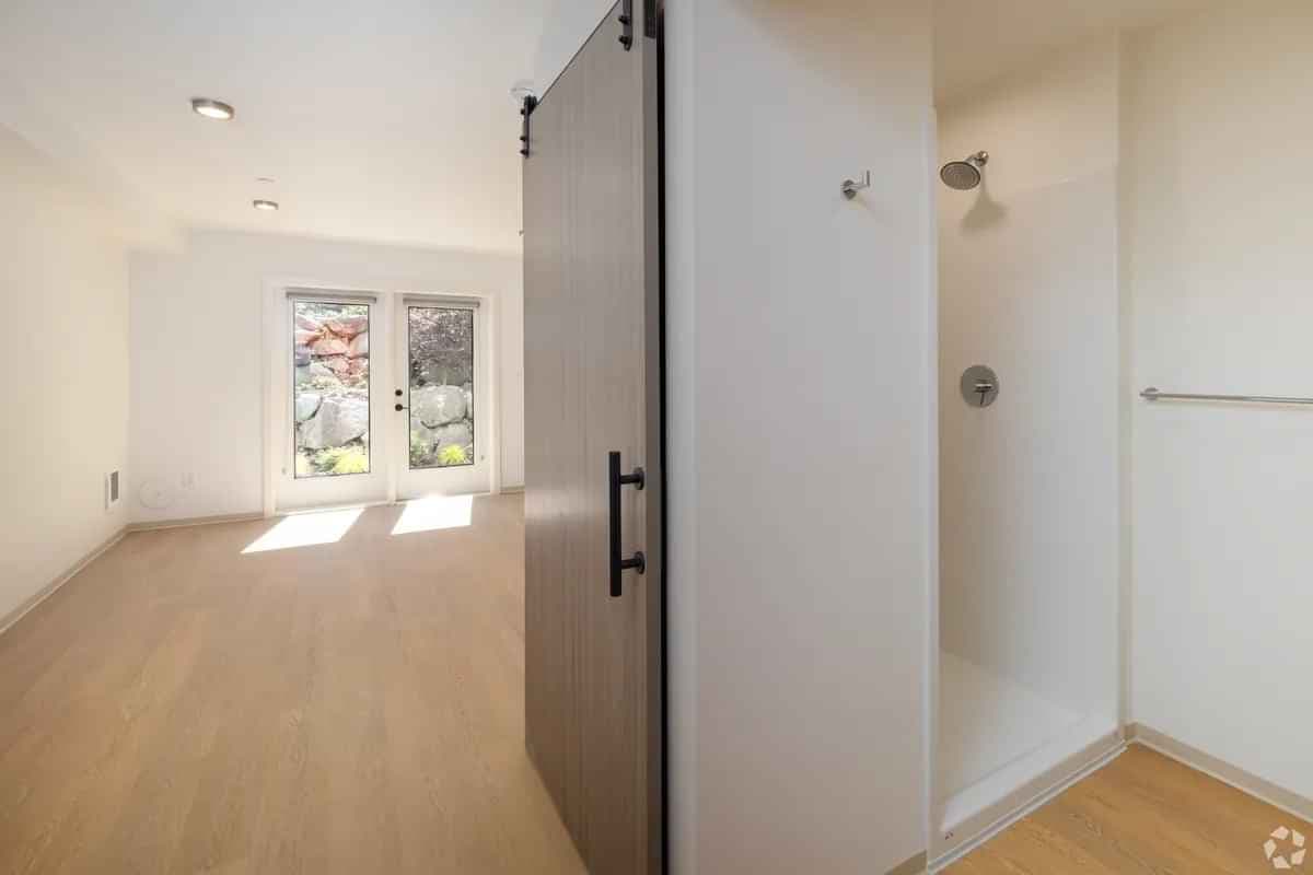 propertiesDetail image 25