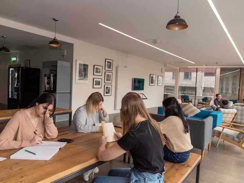 propertiesDetail image 13