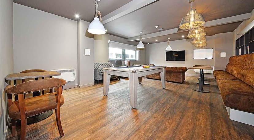 Marketgait Apartments, Dundee - View 3