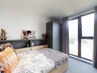 propertiesDetail image 1