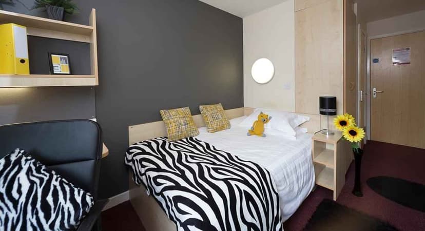 Aspect 3 Apartments, Sheffield - View 1