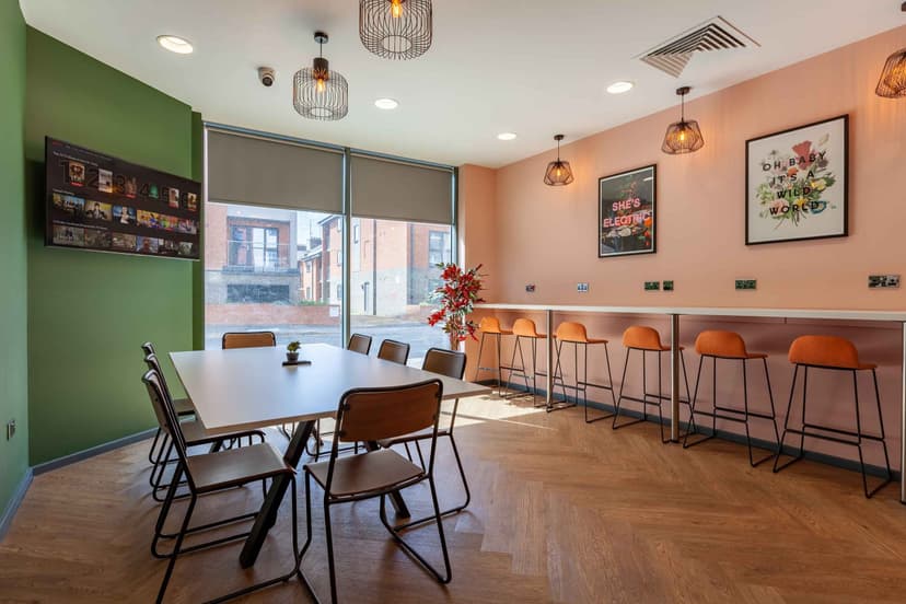 Crown House, Reading - View 3