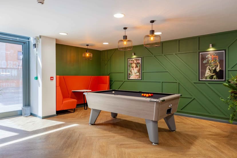 Crown House, Reading - View 4