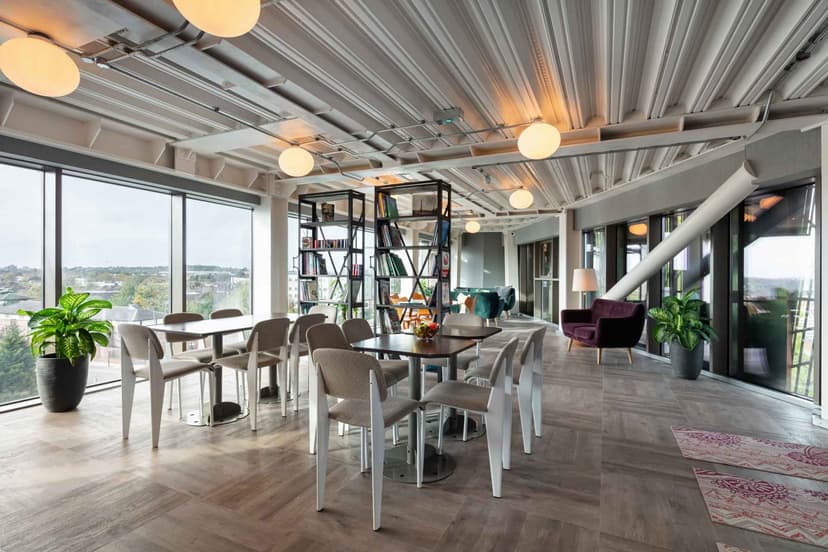 On Campus The Stay Club, London - View 4