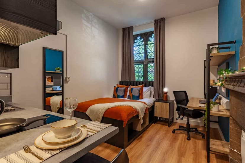 Headrow Court, Leeds - View 1