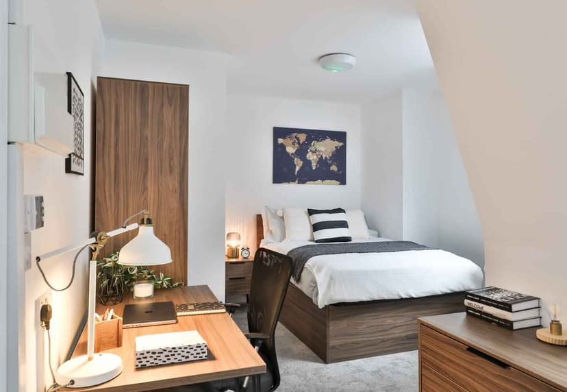 Francis Gardner Studios, London - View 1