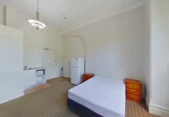 Room in a 16 Bedroom Apartment, 4 Carlton Street, Kensington, Sydney, 2033 - 1