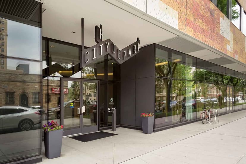 City Hyde Park, Chicago - View 3