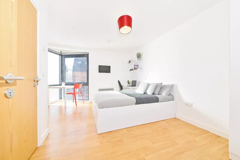 The Pavilion, Leeds - View 1