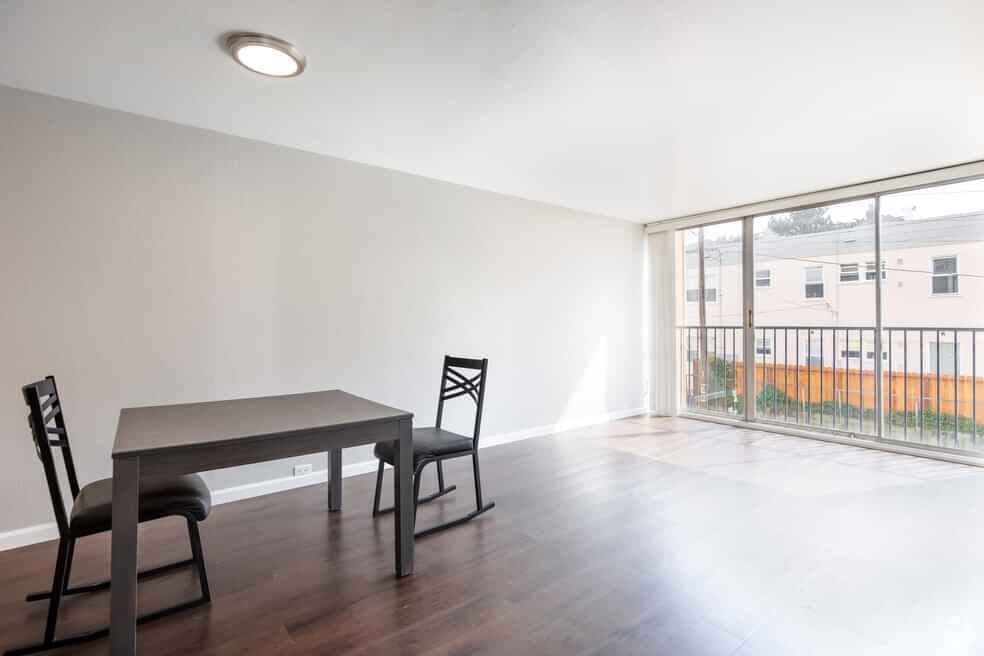 propertiesDetail image 32