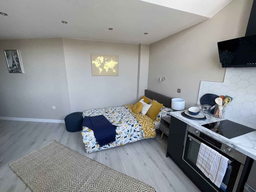 Carlton Building, Nottingham - View 1