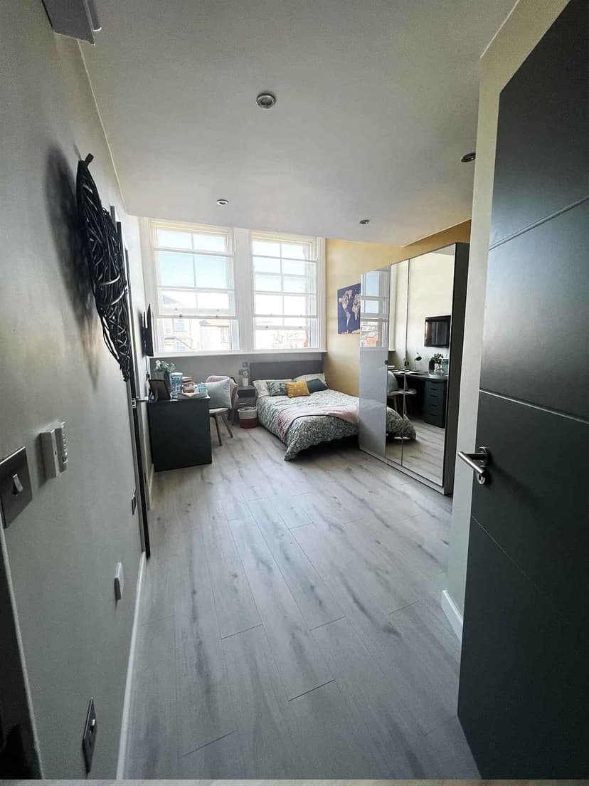 Carlton Building, Nottingham - View 5