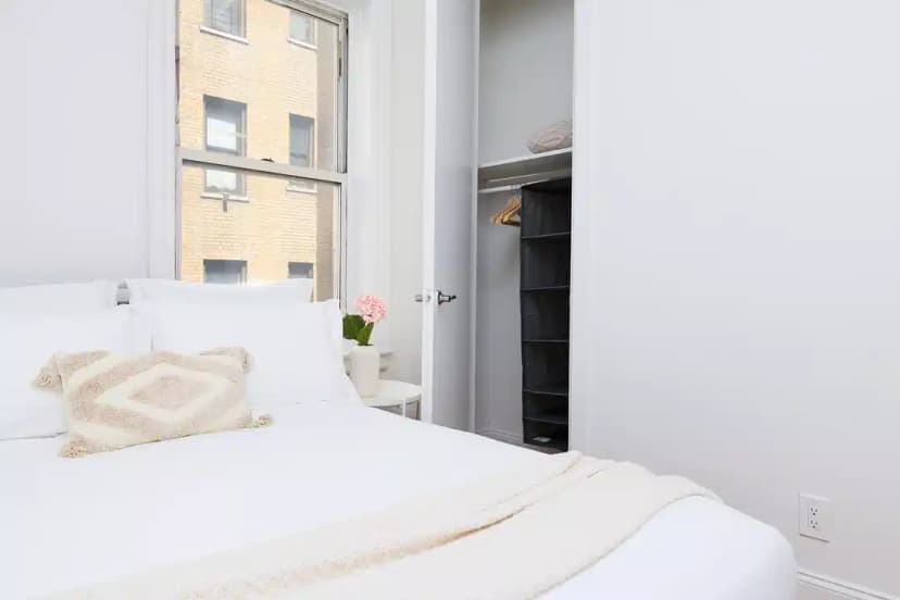 W 141st St, New York - View 1