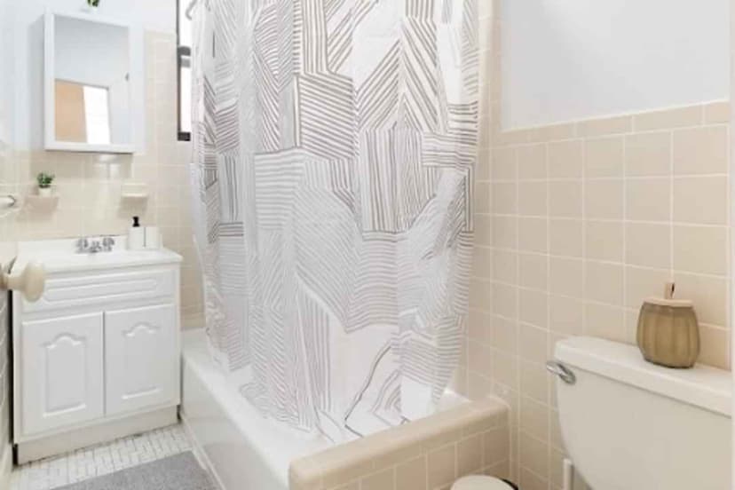 W 139th St, New York - View 5