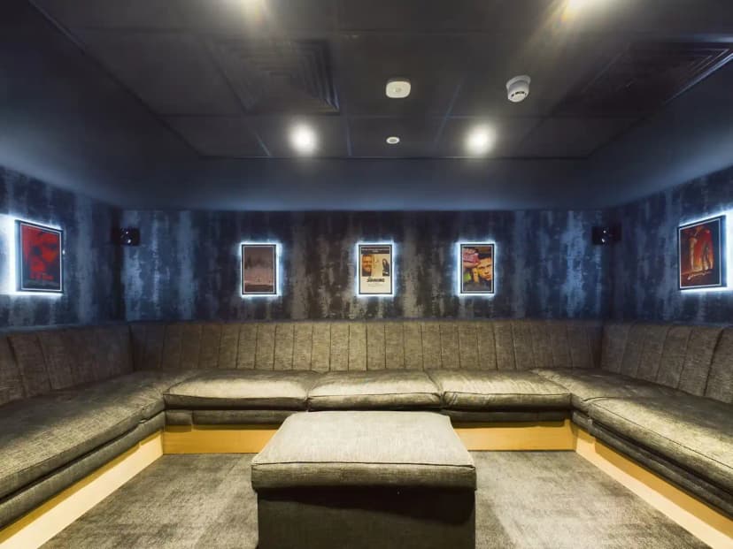 Crown Place, Nottingham - View 2