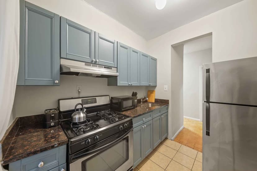 June Homes 10031, New York  - View 5