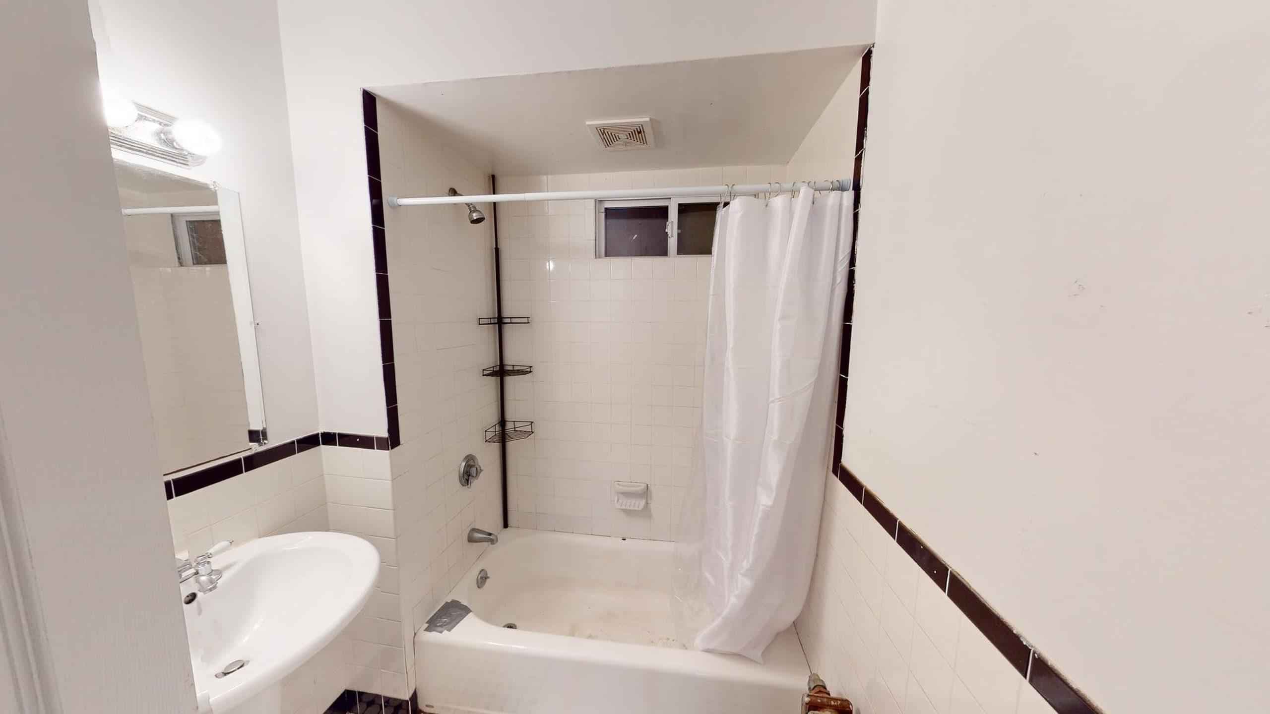 propertiesDetail image 180