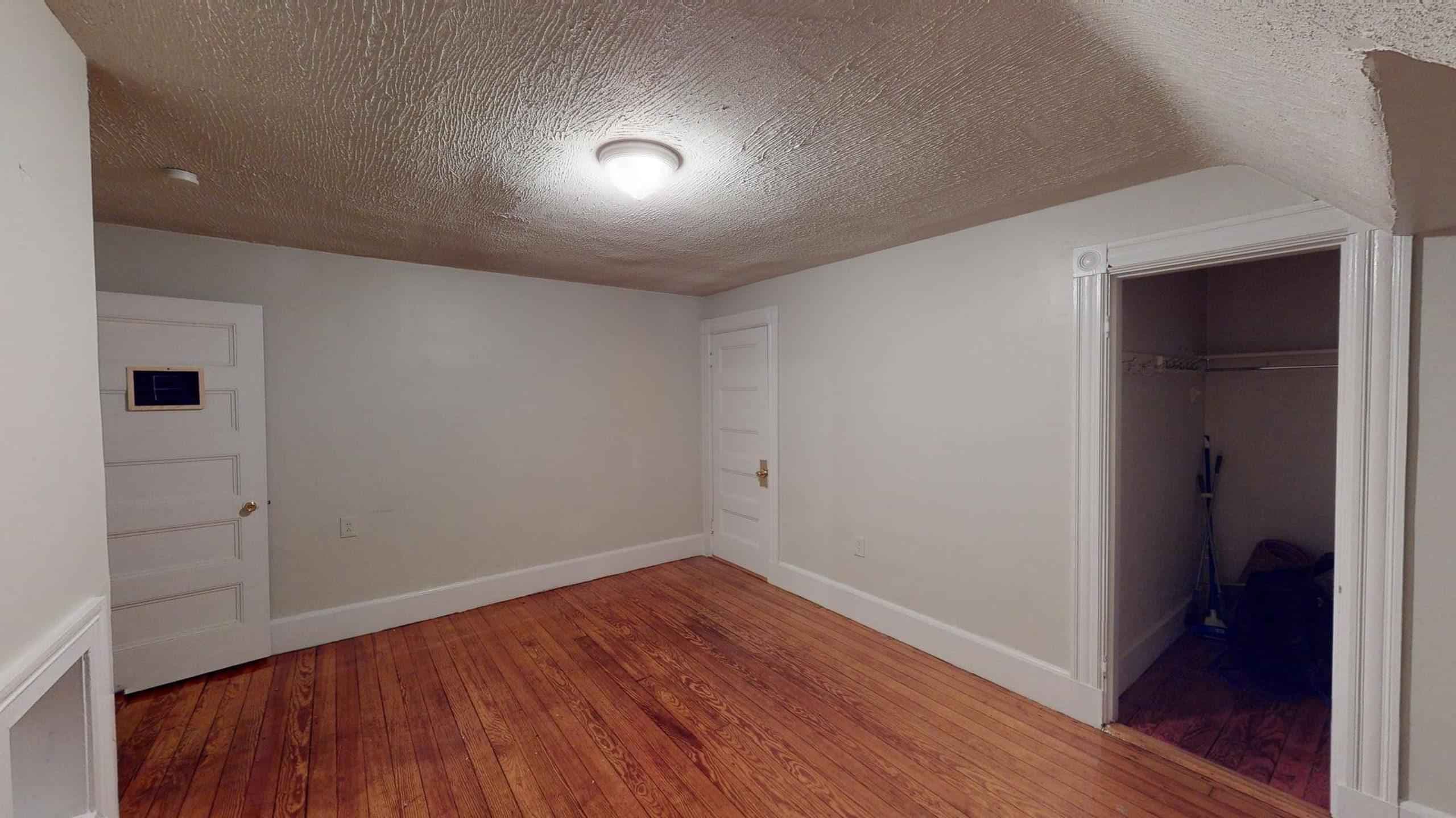 propertiesDetail image 182