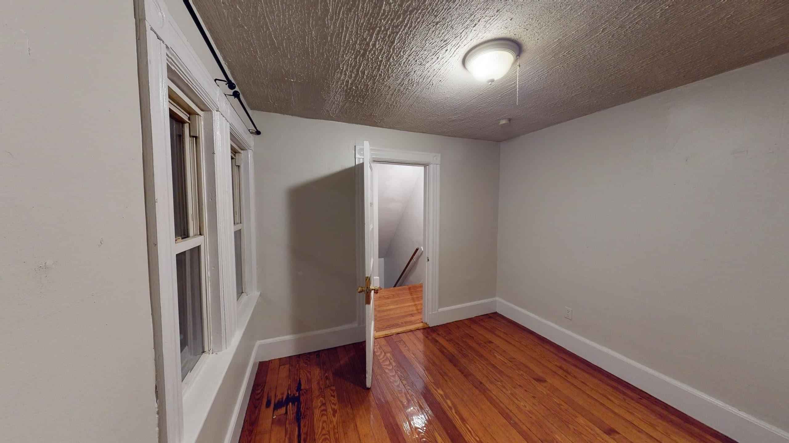 propertiesDetail image 187