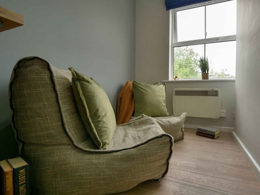 Emily Davies, Southampton - View 5