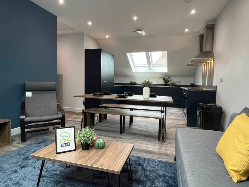 Commercial Point, Nottingham - View 3