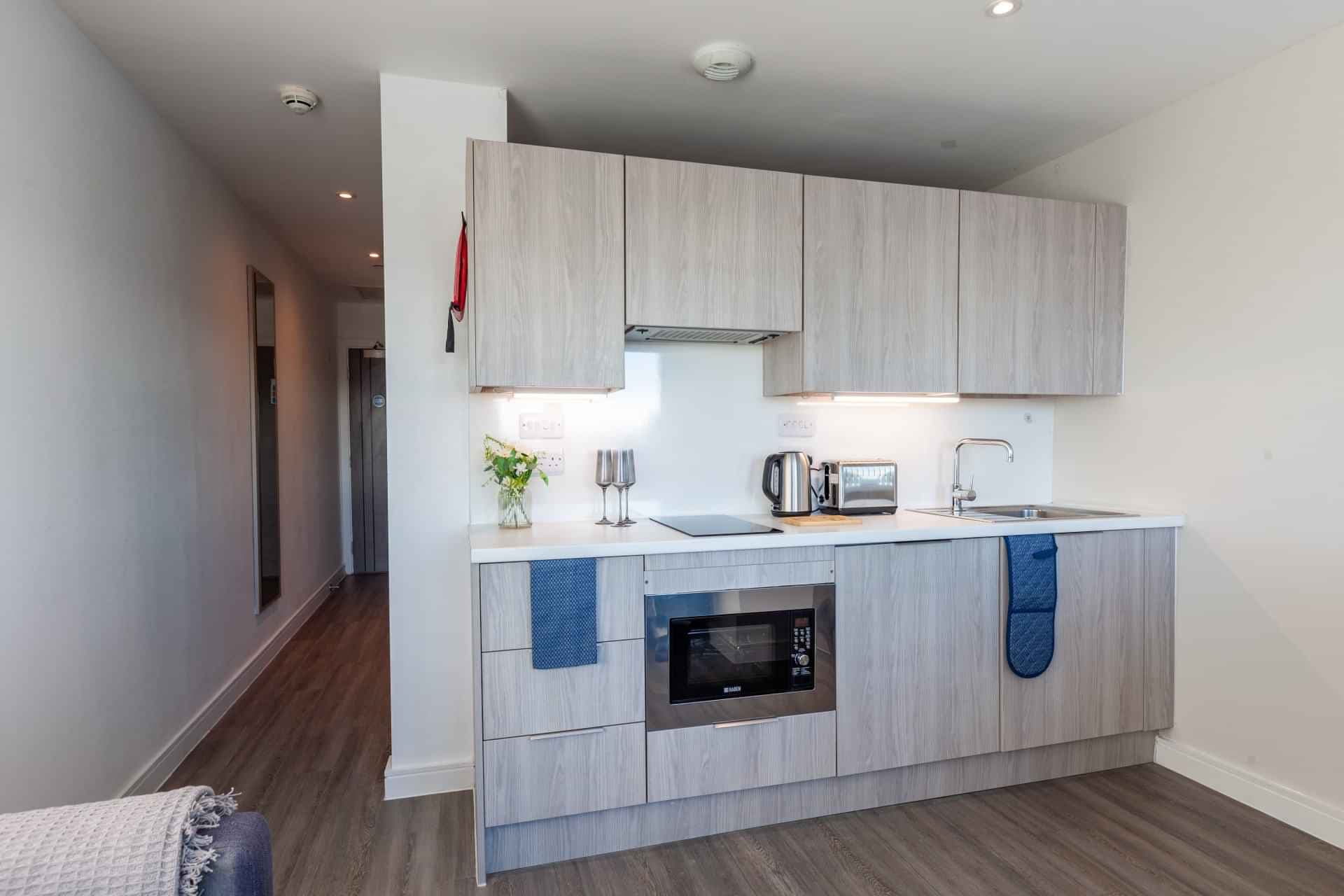 Standard Studio - Image 2