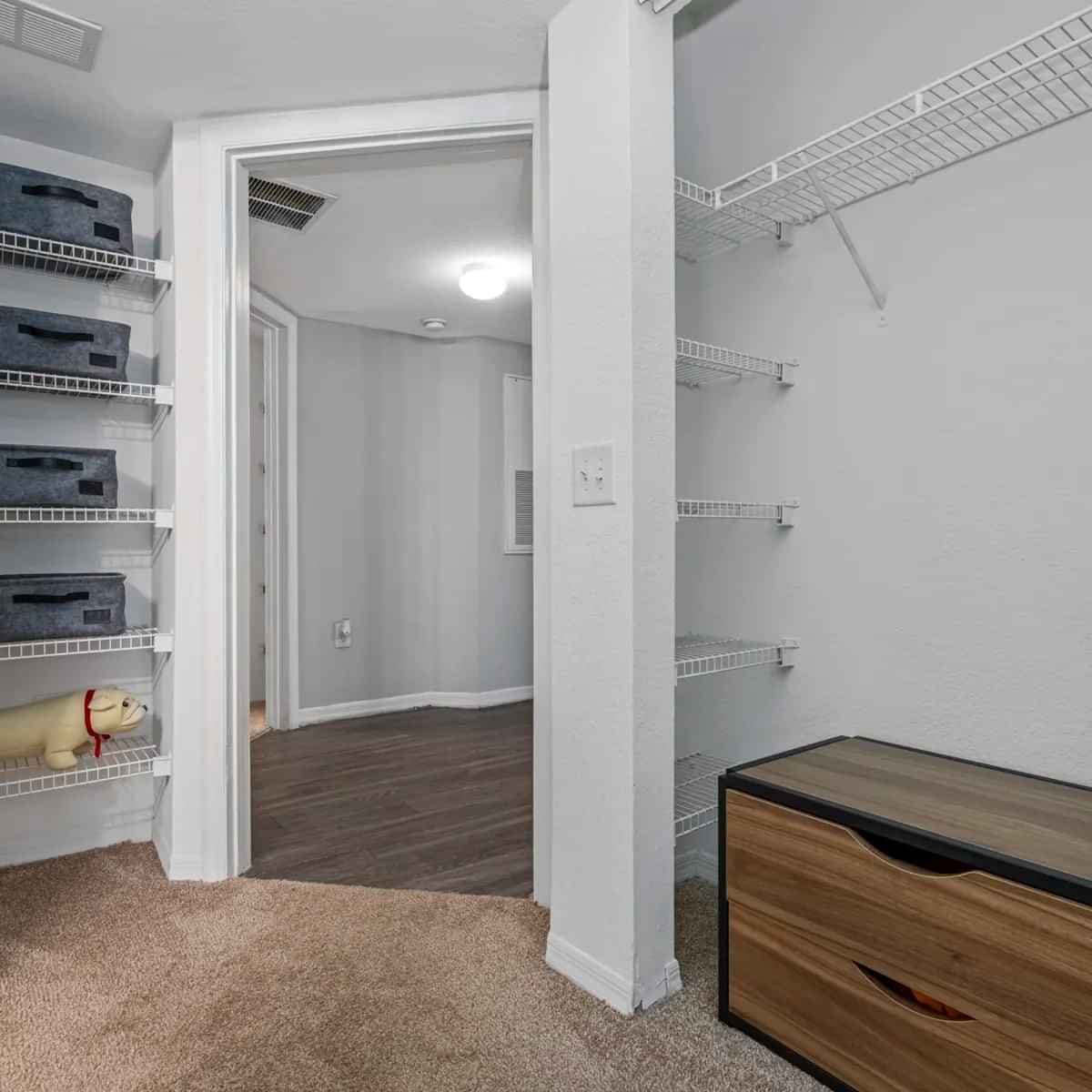 3 Bed 3 Bath - Image 5