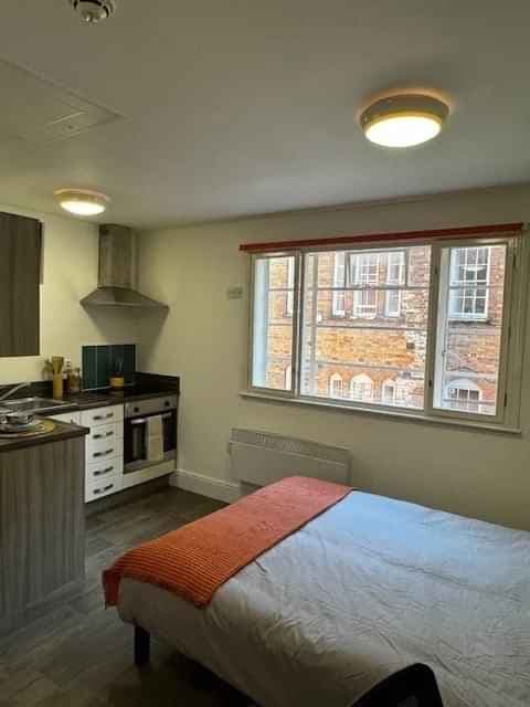 Classic Studio - Image 6