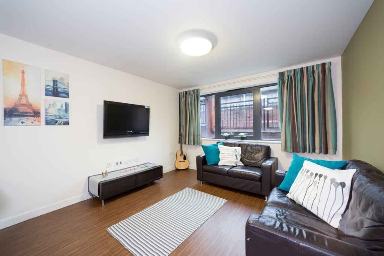 Classic Ensuite  - Image 7