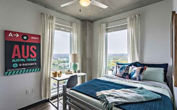 Private Room - Frisco B - Image 1