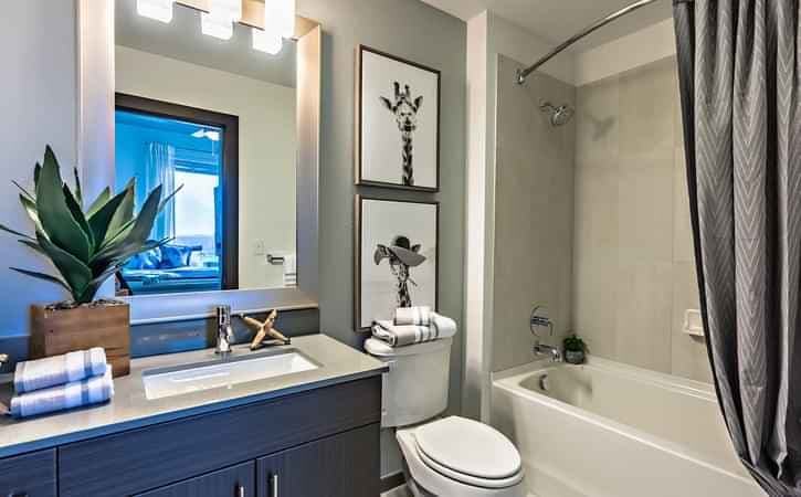 Private Room - Boulder C - Image 3