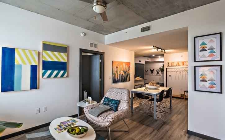 Private Room - Boulder C - Image 11