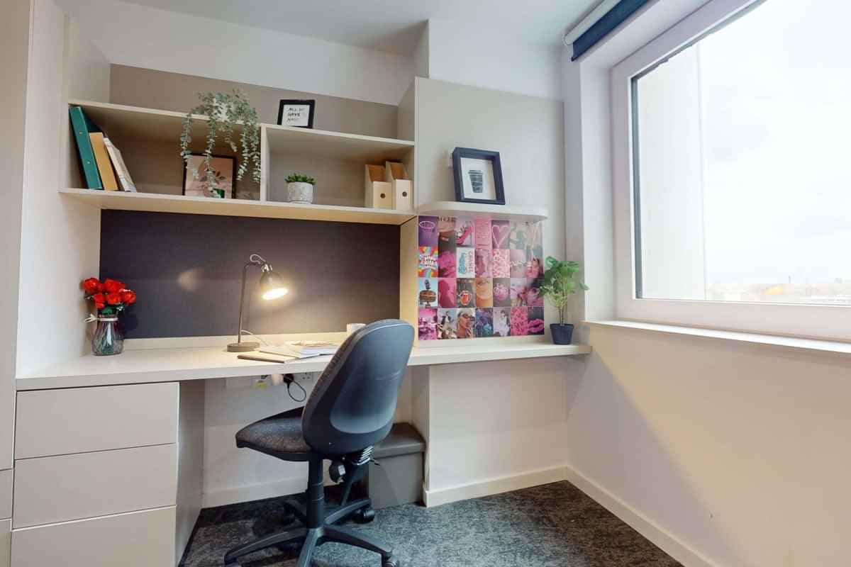 Bronze Ensuite Deluxe  - Image 4